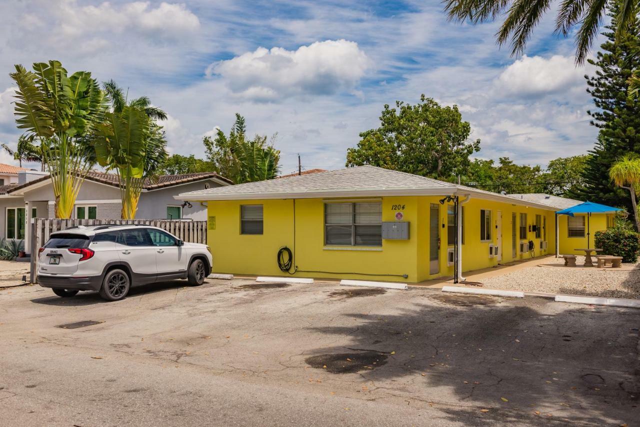 Beautiful Old Apartment With Beach Gear Fort Lauderdale Dış mekan fotoğraf