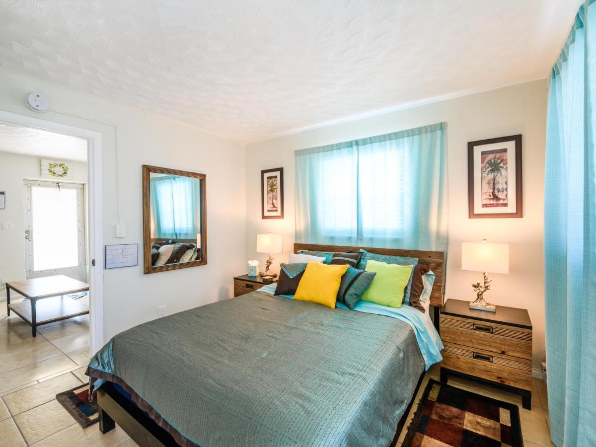 Beautiful Old Apartment With Beach Gear Fort Lauderdale Dış mekan fotoğraf