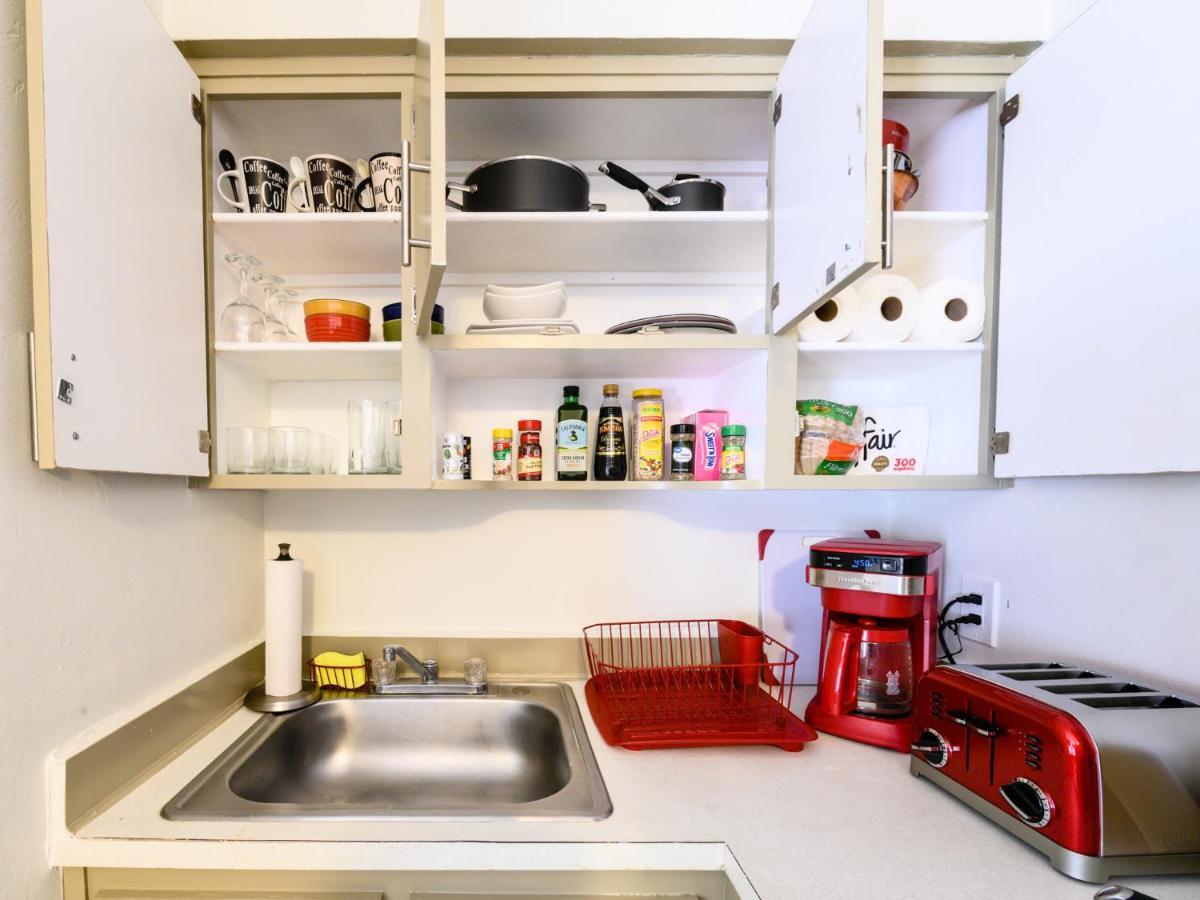Beautiful Old Apartment With Beach Gear Fort Lauderdale Dış mekan fotoğraf